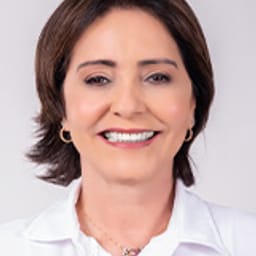 Emília Corrêa