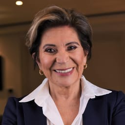 Elizabeth Schmidt