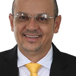 Júlio Oliveira