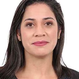 Iza Arruda